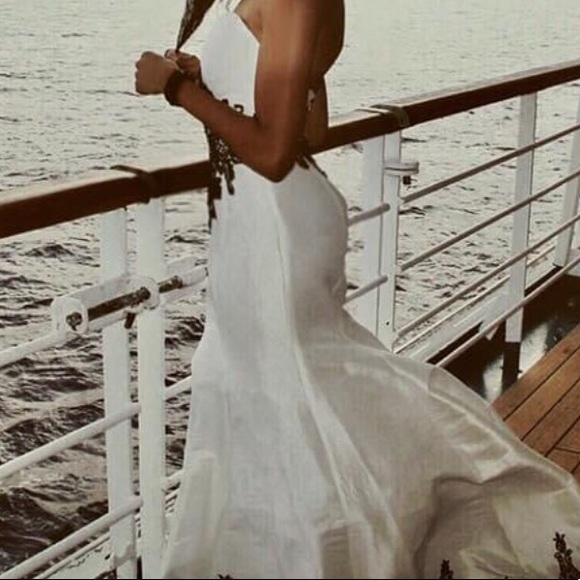 Rachel Allan Gown - Picture 6 of 7